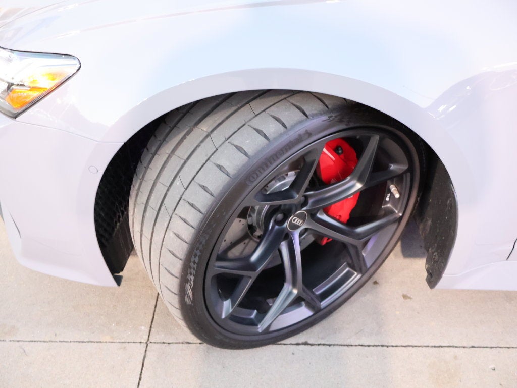 2025 Audi RS 6 Avant performance quattro tiptronic
