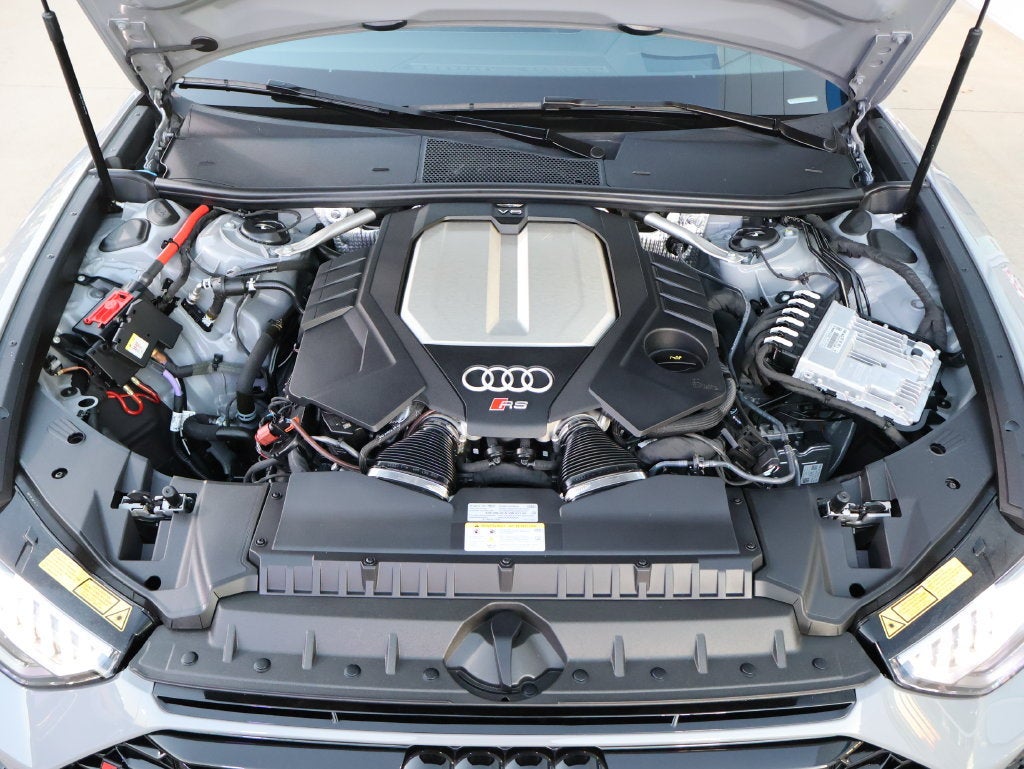 2025 Audi RS 6 Avant performance quattro tiptronic
