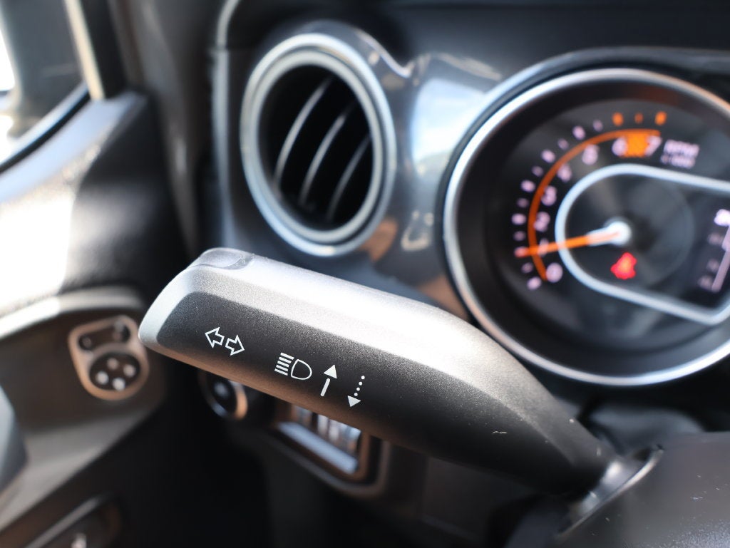 2021 Jeep Wrangler Unlimited Altitude - Photo 15