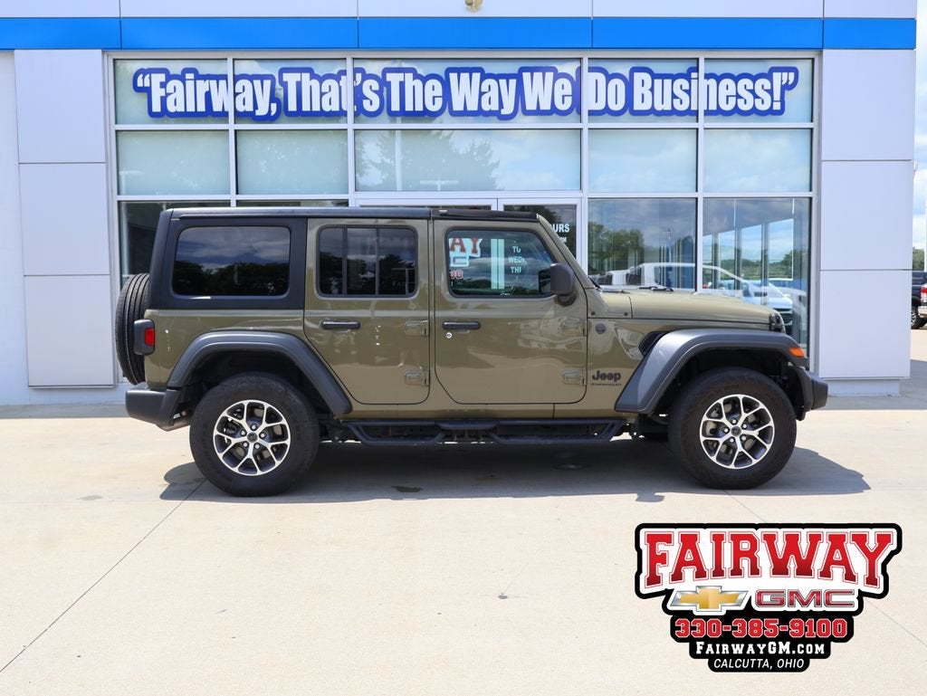 2025 Jeep Wrangler 4-Door Summit 4x4