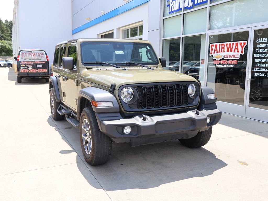 2025 Jeep Wrangler 4-Door Summit 4x4