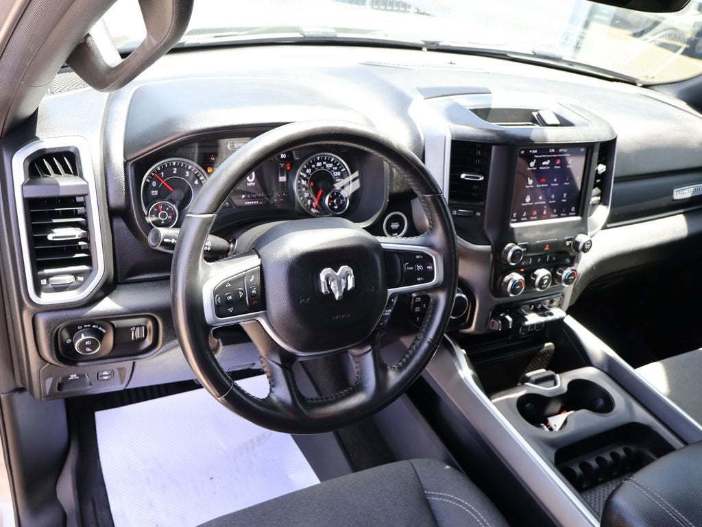 2021 RAM 1500 Big Horn Crew Cab 4x4 5'7" Box