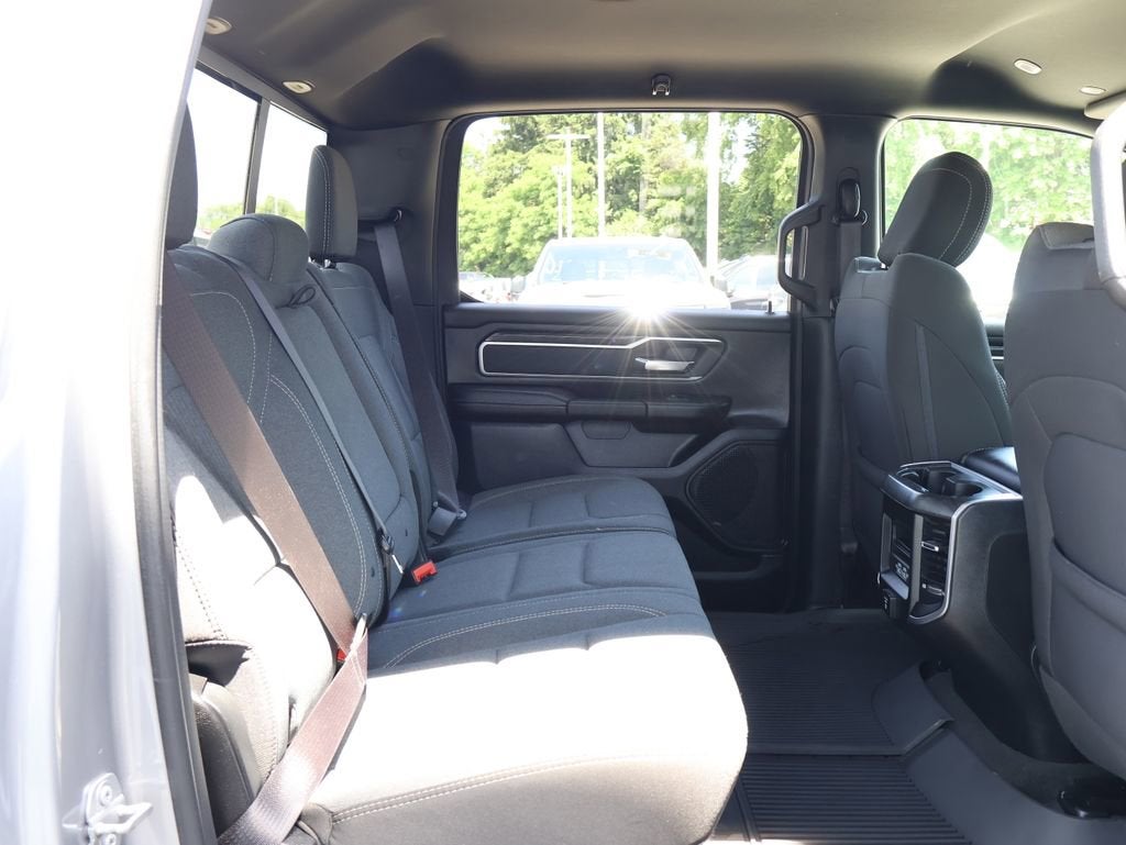 2021 RAM 1500 Big Horn Crew Cab 4x4 5'7" Box