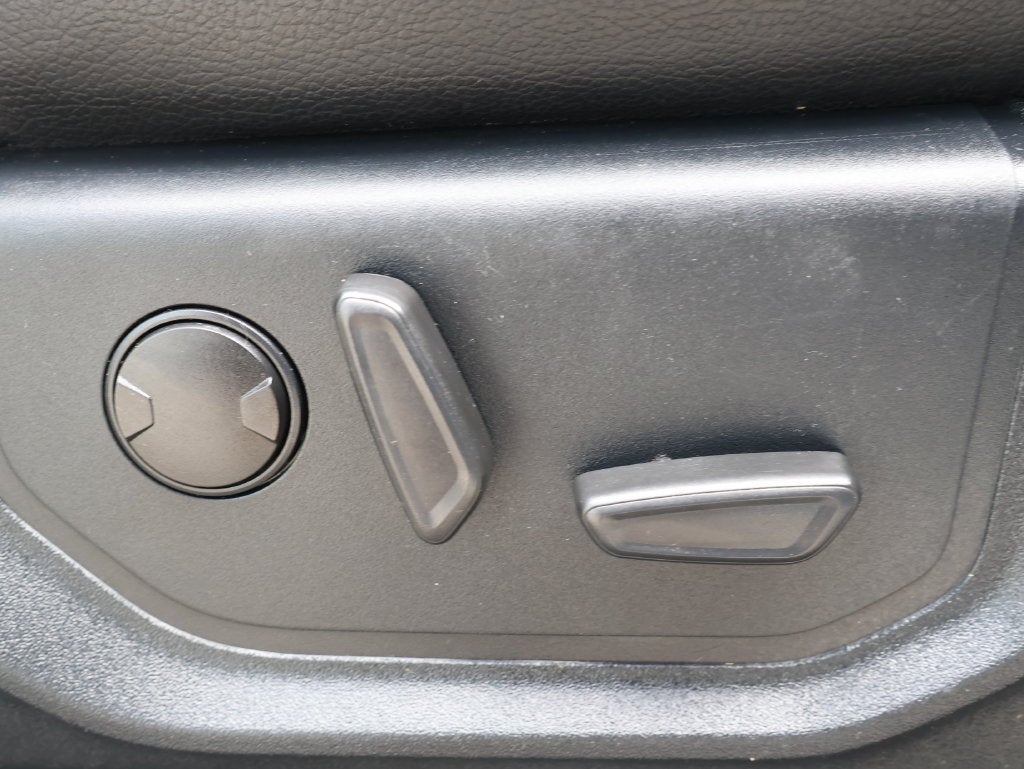 2021 Ford Expedition XLT - Photo 38