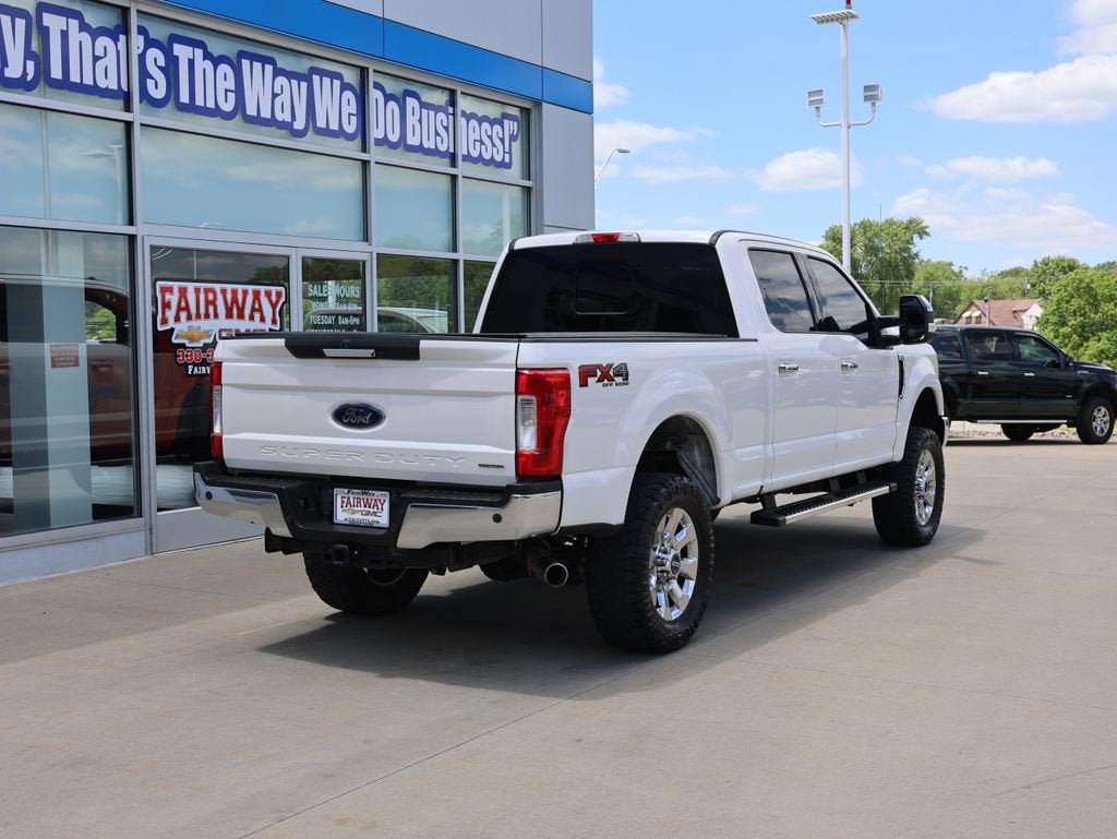 2017 Ford Super Duty F-250 SRW Lariat