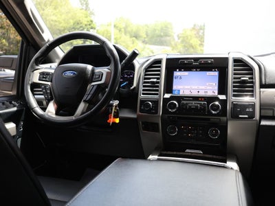 2017 Ford Super Duty F-250 SRW Lariat
