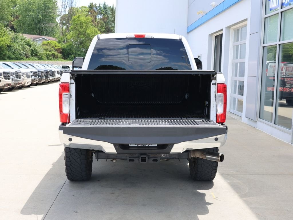2017 Ford Super Duty F-250 SRW Lariat