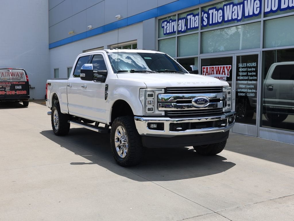 2017 Ford Super Duty F-250 SRW Lariat