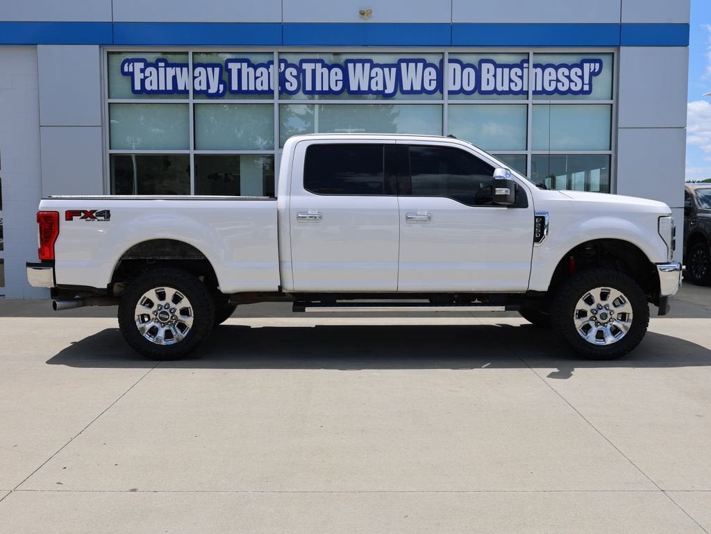 2017 Ford Super Duty F-250 SRW Lariat