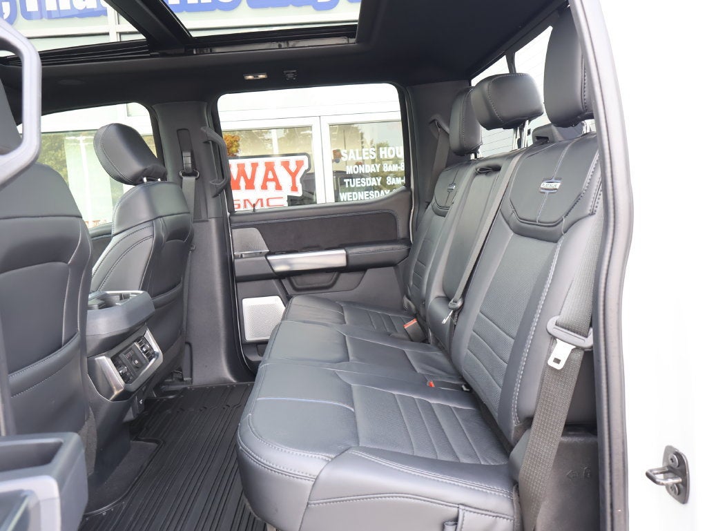 2025 Ford F-350 Super Duty Platinum - Photo 29