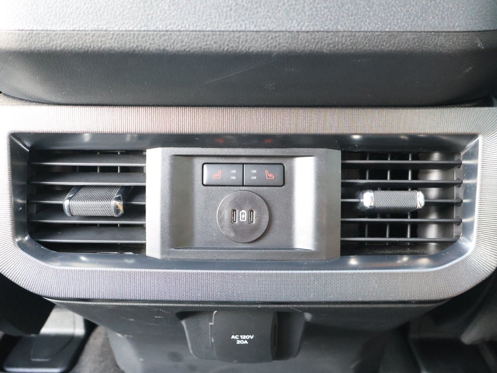 2025 Ford F-350 Super Duty Platinum - Photo 31
