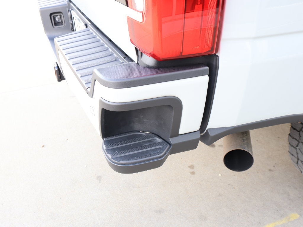 2025 Ford F-350 Super Duty Platinum - Photo 39
