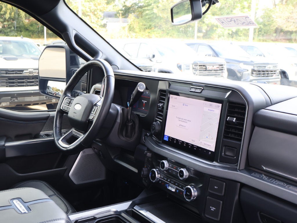 2025 Ford F-350 Super Duty Platinum - Photo 46