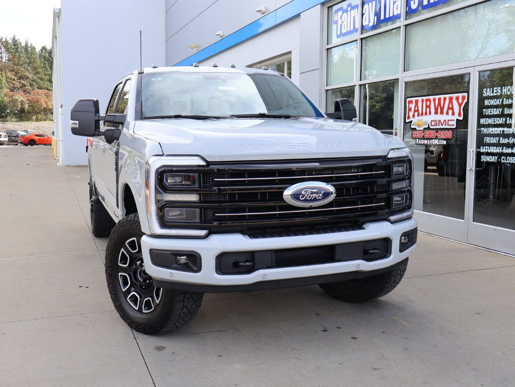 2025 Ford F-350 Super Duty Platinum - Photo 48