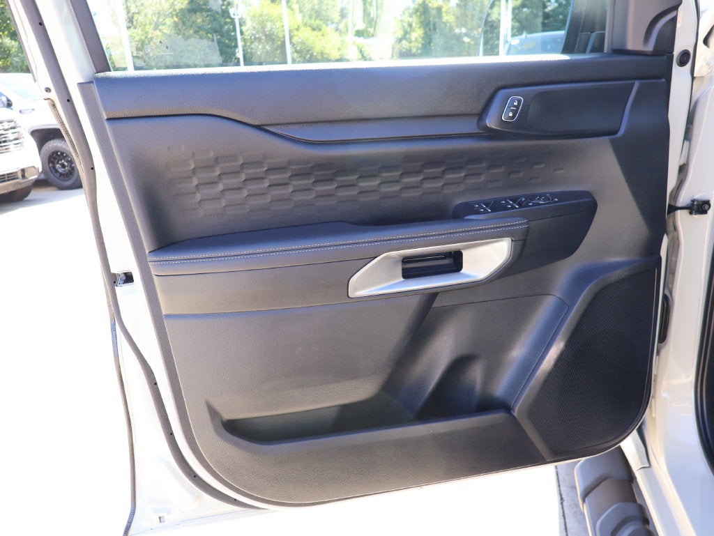 2025 Ford Ranger XLT - Photo 11