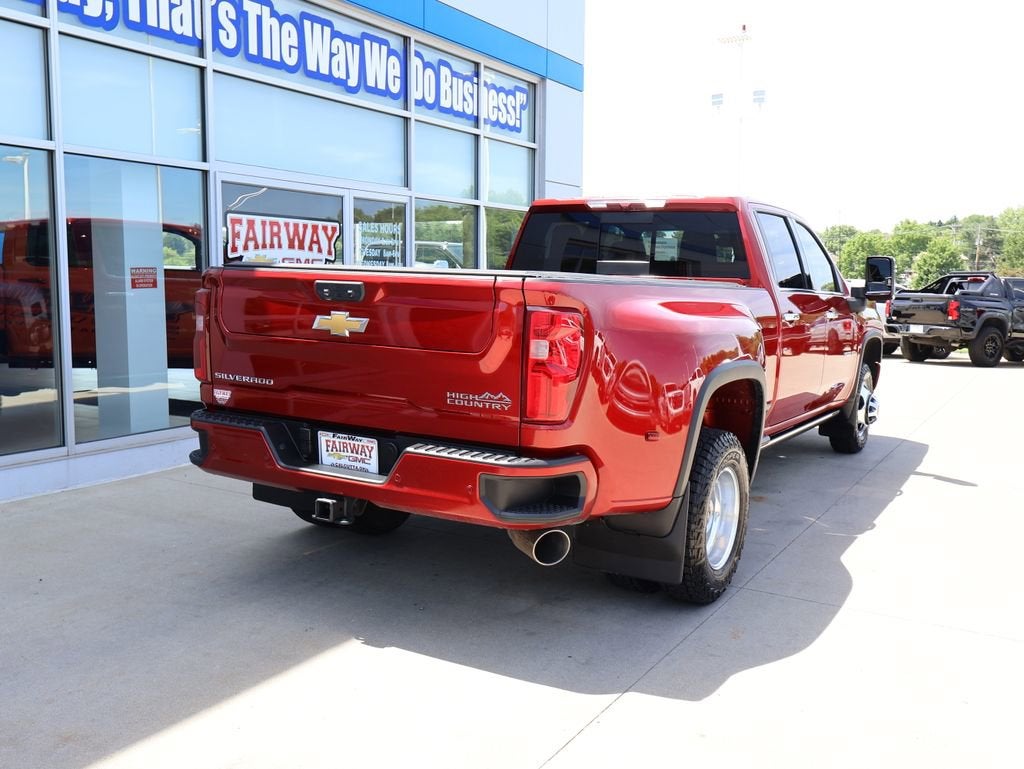 2022 Chevrolet Silverado 3500HD High Country - Photo 3