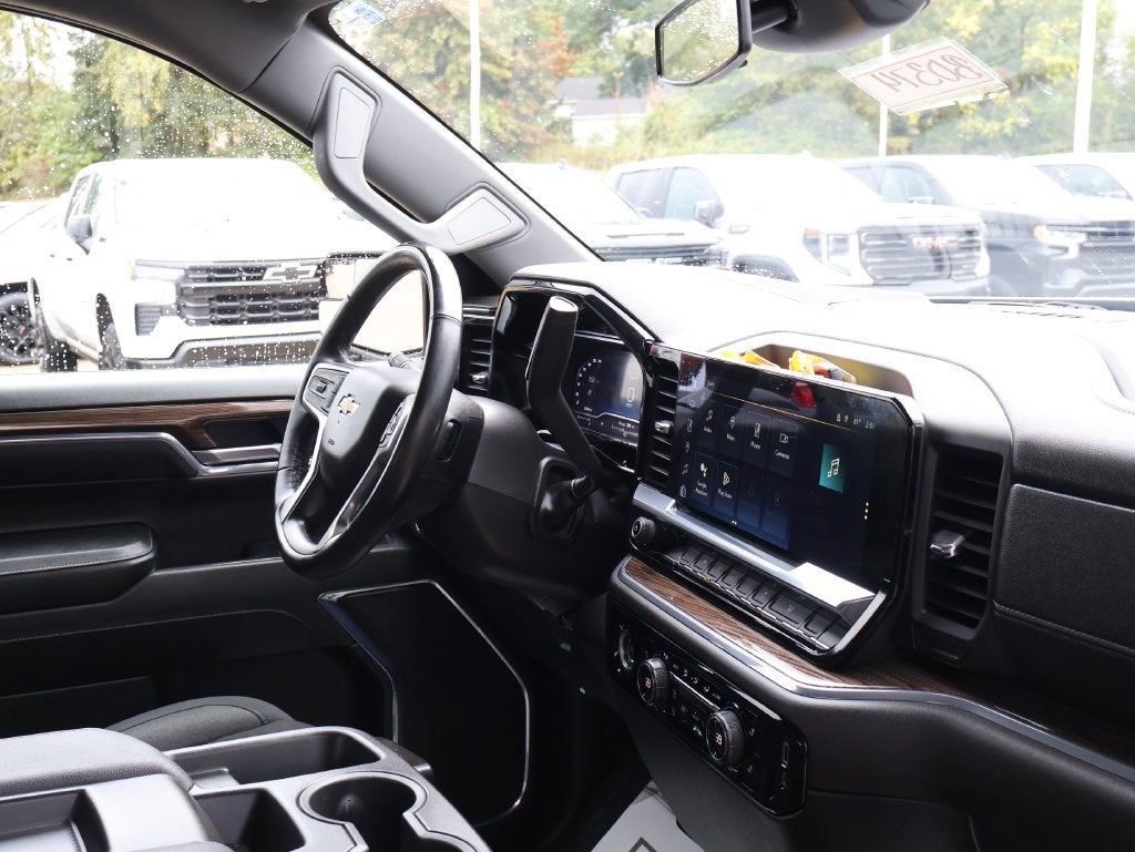 2024 Chevrolet Silverado 1500 LT (2FL)