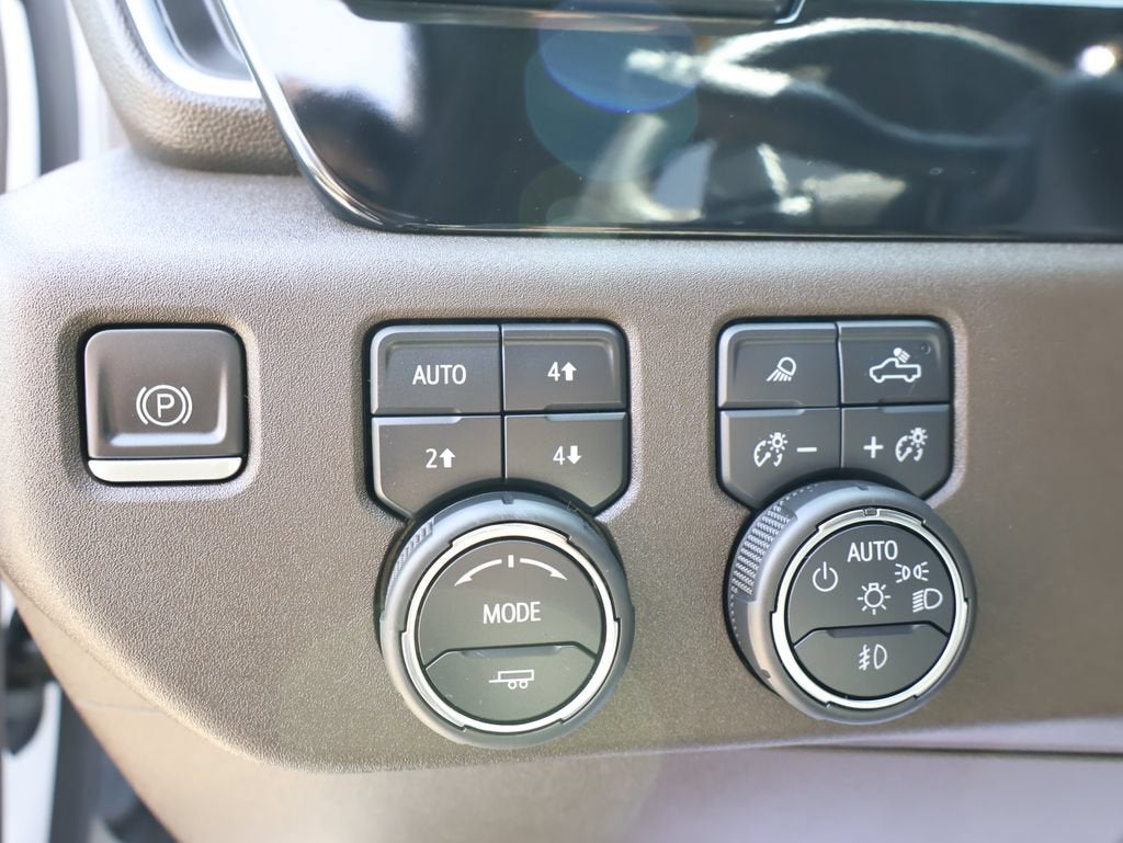 2023 Chevrolet Silverado 1500 LTZ - Photo 13