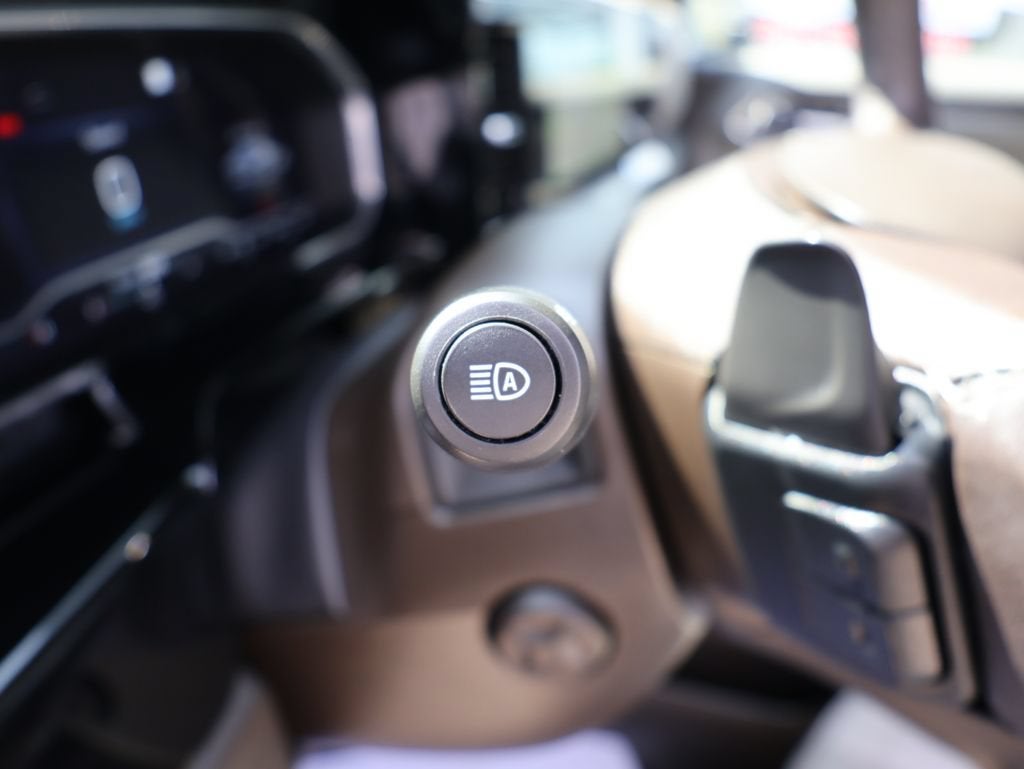 2023 Chevrolet Silverado 1500 LTZ - Photo 14