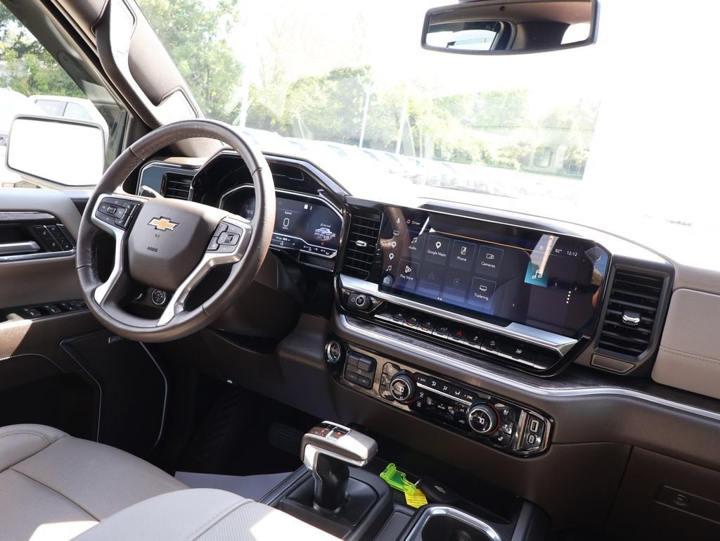 2023 Chevrolet Silverado 1500 LTZ - Photo 31