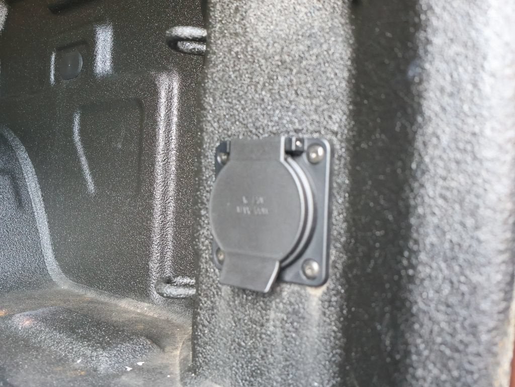 2023 Chevrolet Silverado 1500 LTZ - Photo 36
