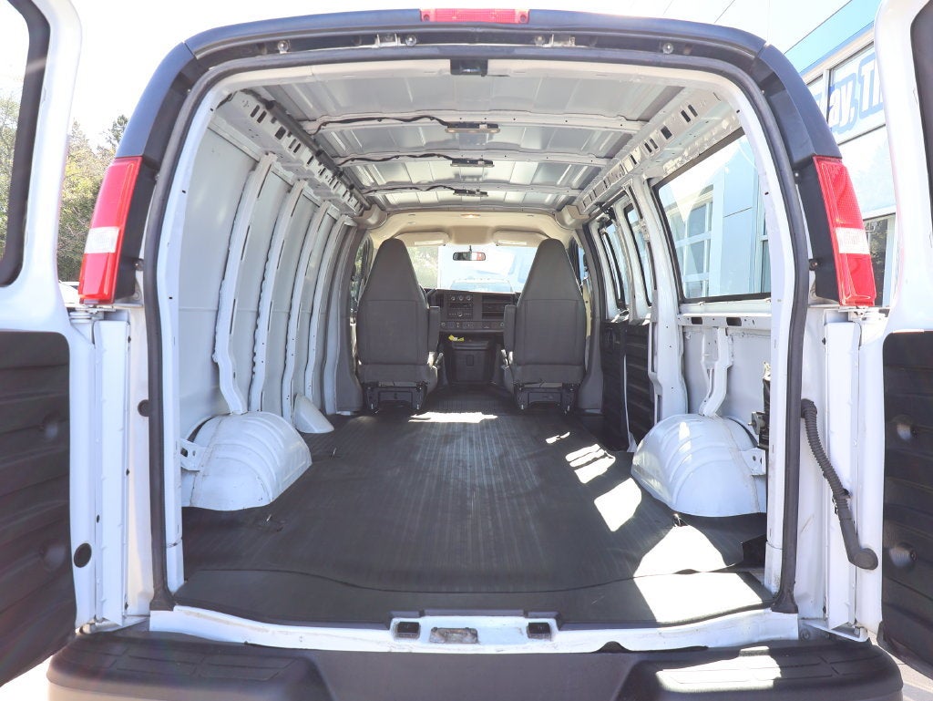 2024 Chevrolet Express Cargo 2500 WT