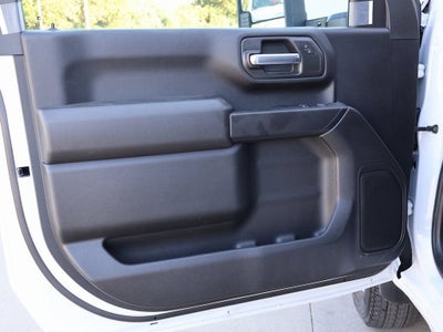 2025 GMC Sierra 3500 HD Chassis Cab Pro