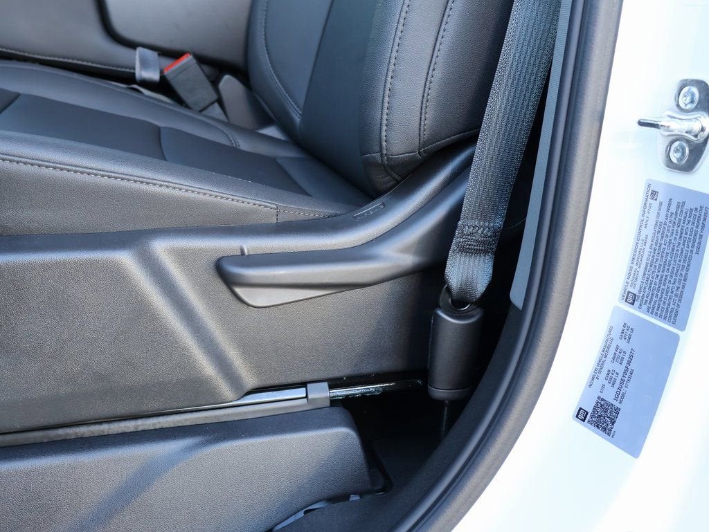 2025 GMC Sierra 3500 HD Chassis Cab Pro