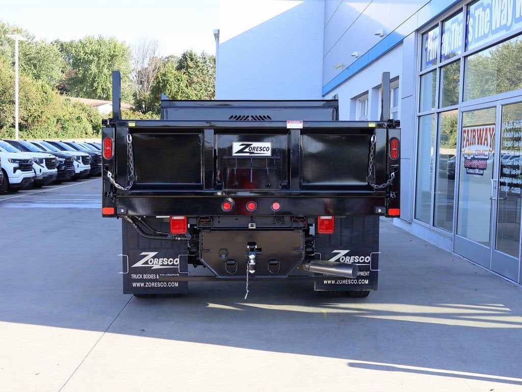 2025 GMC Sierra 3500 HD Chassis Cab Pro