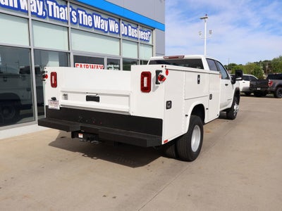 2026 GMC Sierra 3500 HD Chassis Cab Pro