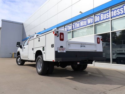 2026 GMC Sierra 3500 HD Chassis Cab Pro