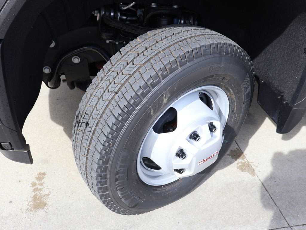 2026 GMC Sierra 3500 HD Chassis Cab Pro
