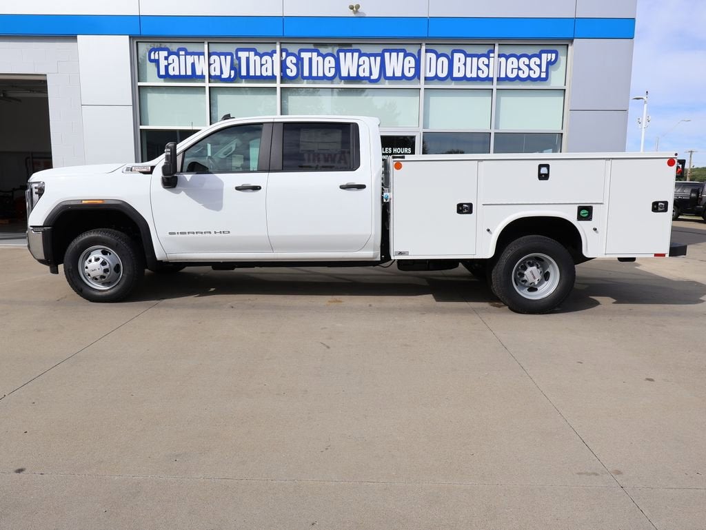 2026 GMC Sierra 3500 HD Chassis Cab Pro
