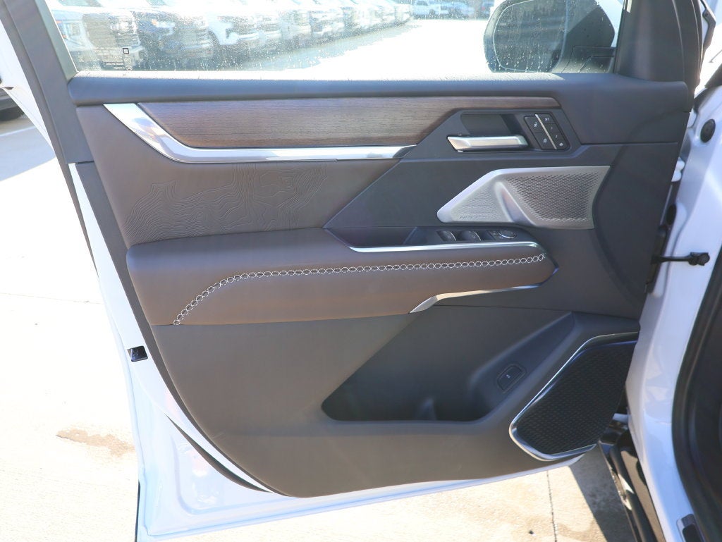 2027 GMC Acadia Denali Ultimate
