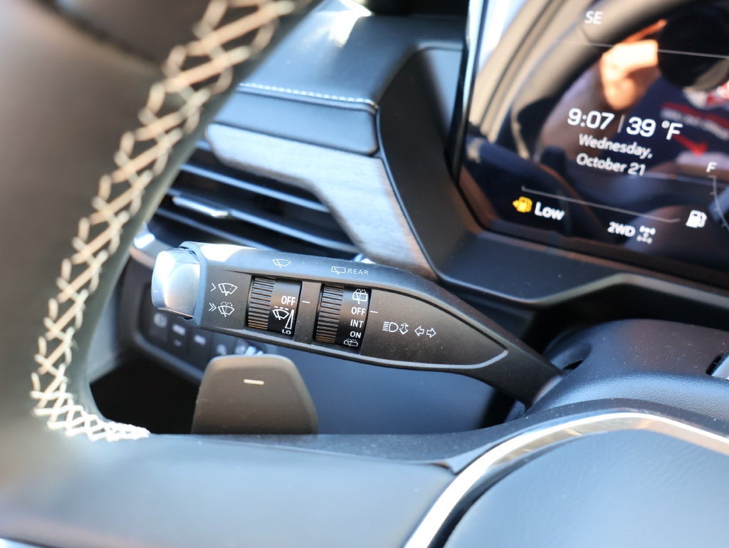 2027 GMC Acadia Denali Ultimate