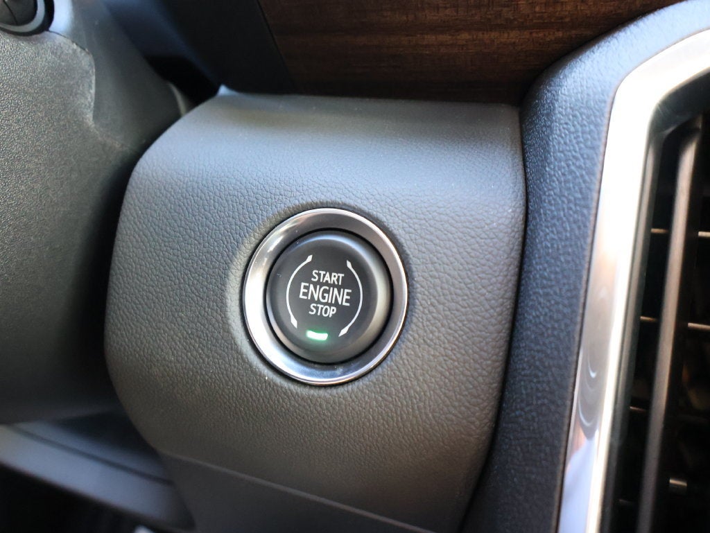 2027 GMC Acadia Denali Ultimate