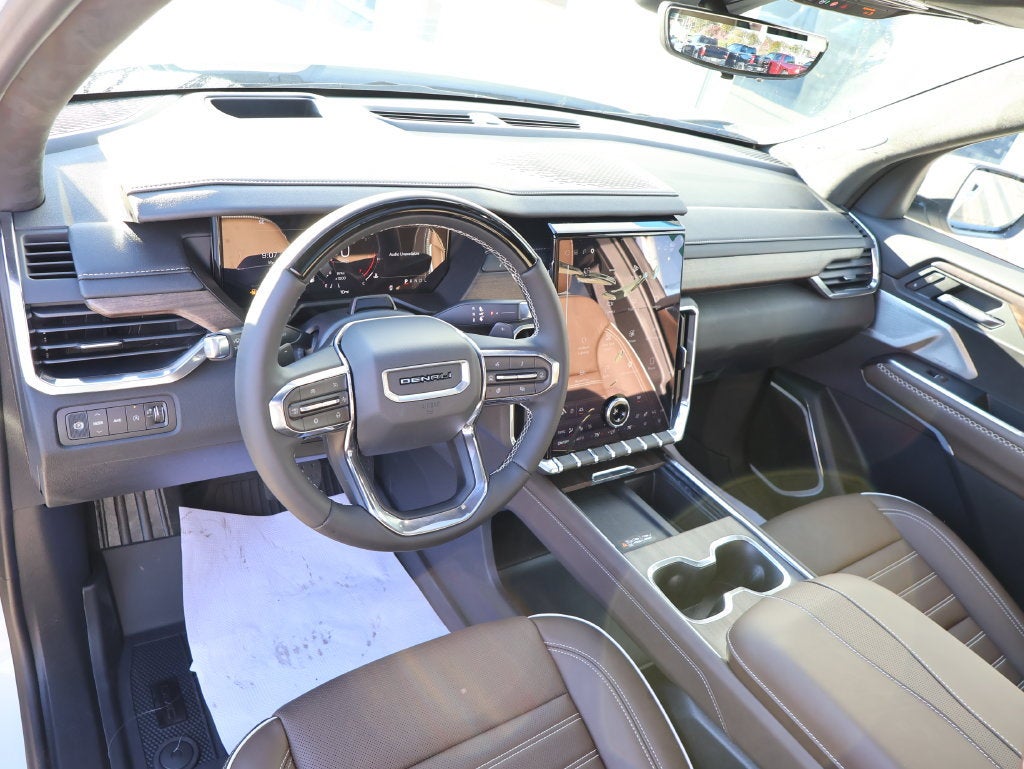 2027 GMC Acadia Denali Ultimate
