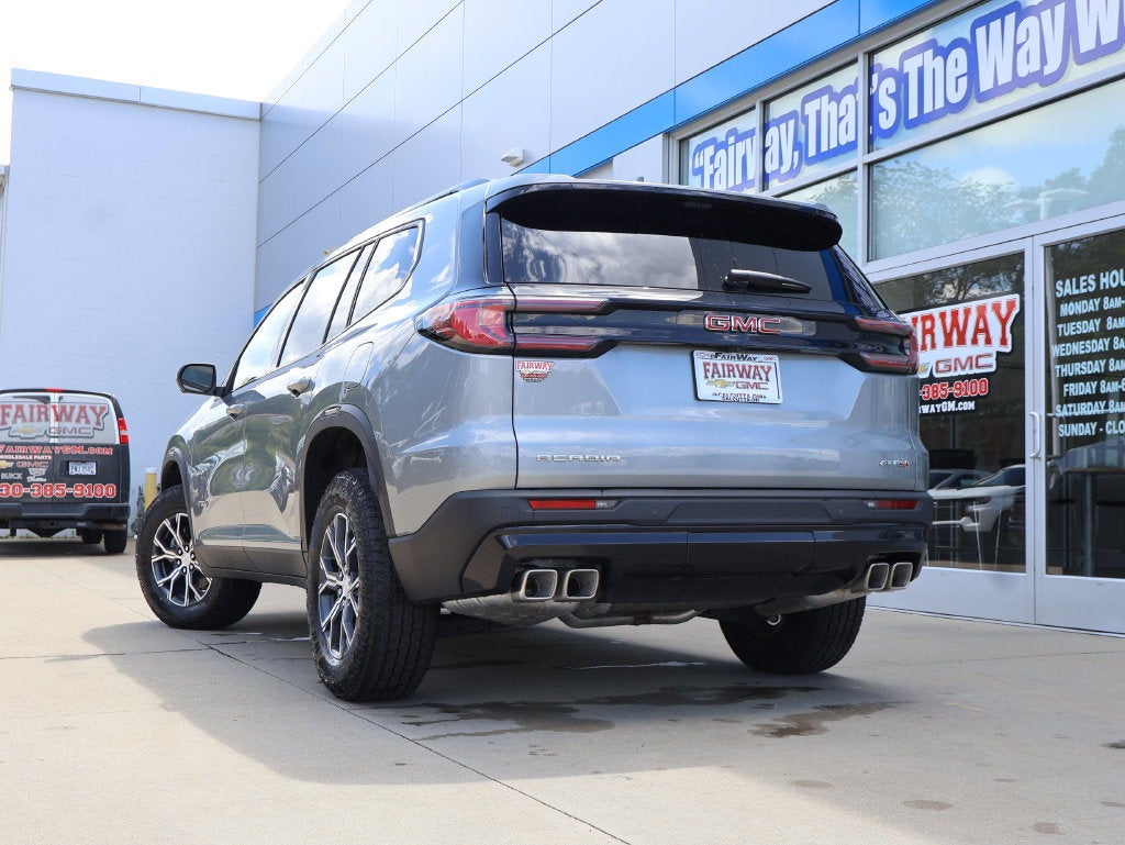 2026 GMC Acadia AT4
