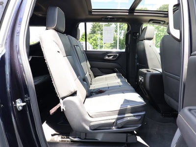 2023 GMC Yukon XL SLT