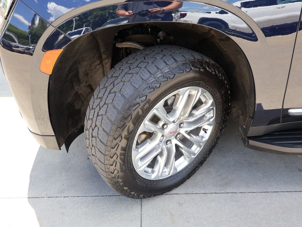 2023 GMC Yukon XL SLT
