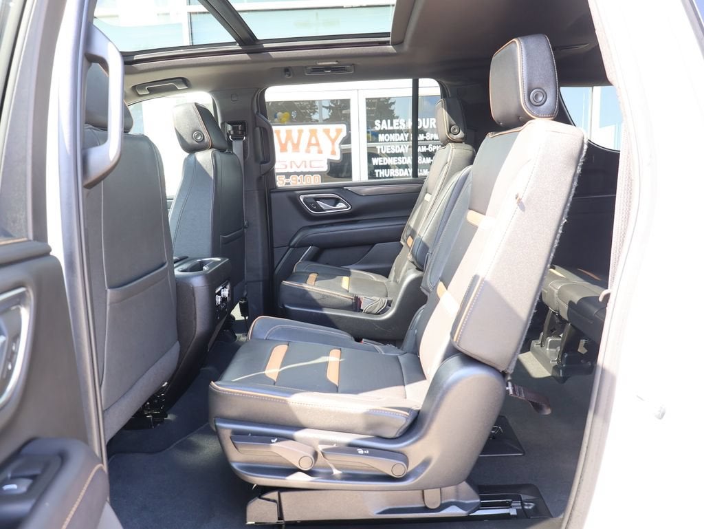 2023 GMC Yukon XL AT4