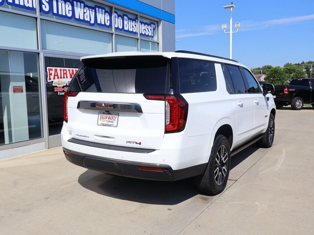 2023 GMC Yukon XL AT4