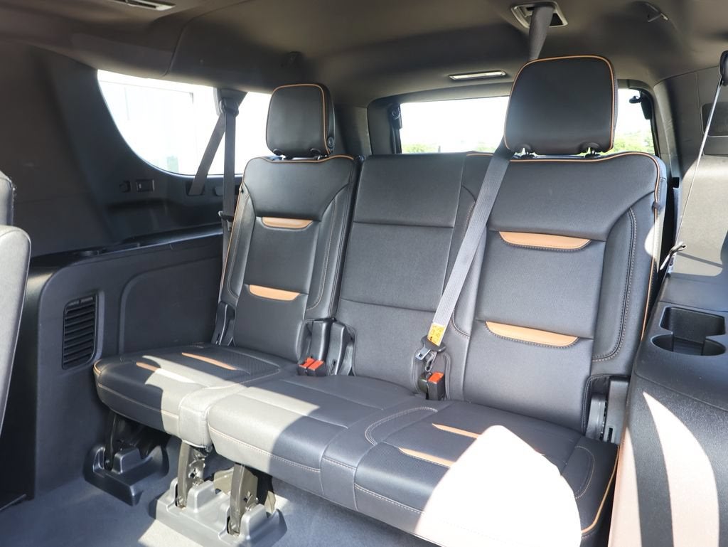2023 GMC Yukon XL AT4