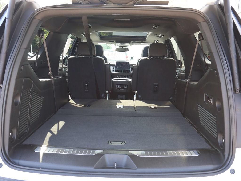 2023 GMC Yukon XL AT4