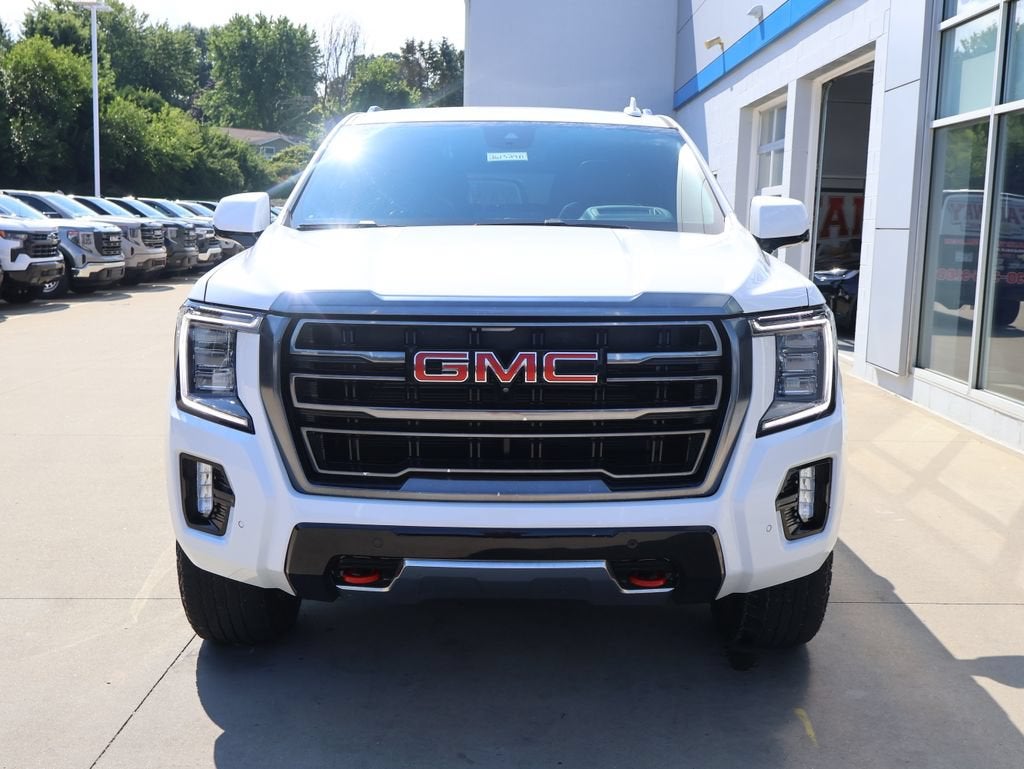 2023 GMC Yukon XL AT4