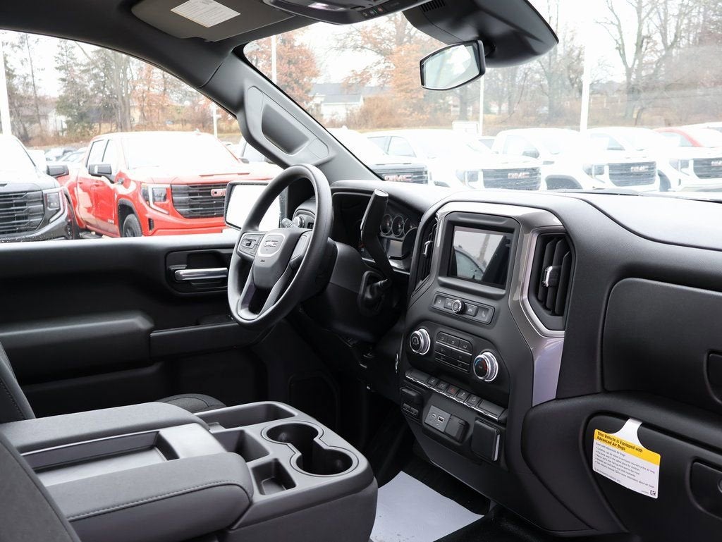 2025 GMC Sierra 2500 HD Pro