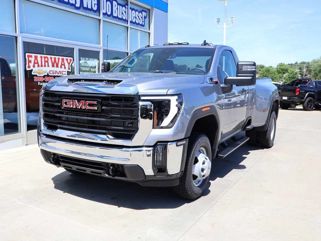 2026 GMC Sierra 3500 HD Pro DRW