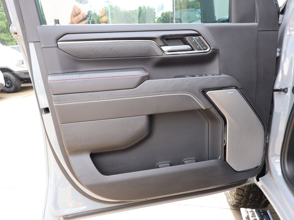 2024 GMC Sierra 2500HD AT4X - Photo 12