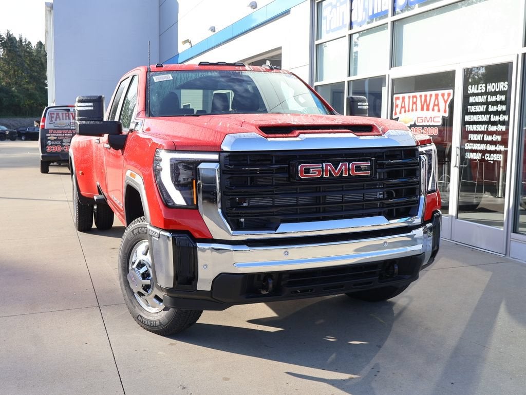 2026 GMC Sierra 3500 HD Pro DRW