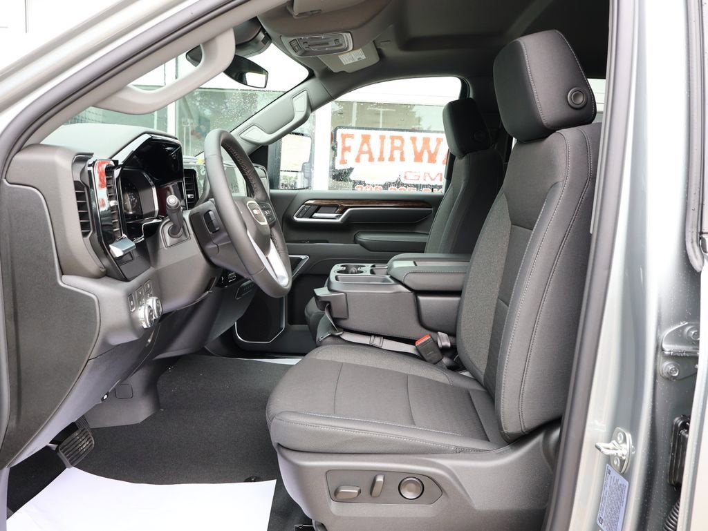 2026 GMC Sierra 3500 HD SLE